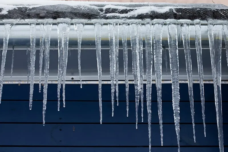 How to interpret icicles in your house